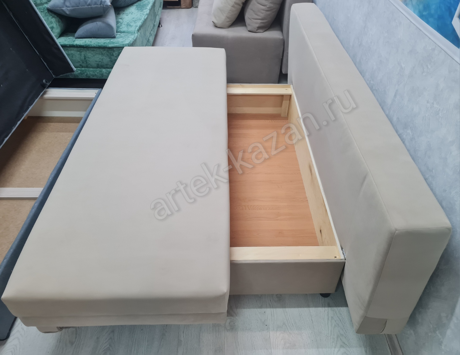 Фото 3. Купить недорогой диван по низкой цене от производителя можно у нас.